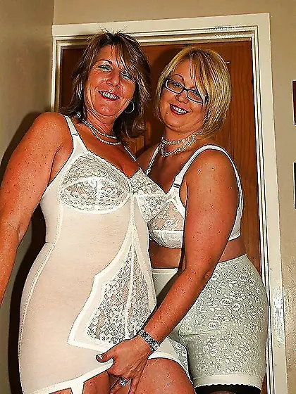 The Older Slut Rxperience