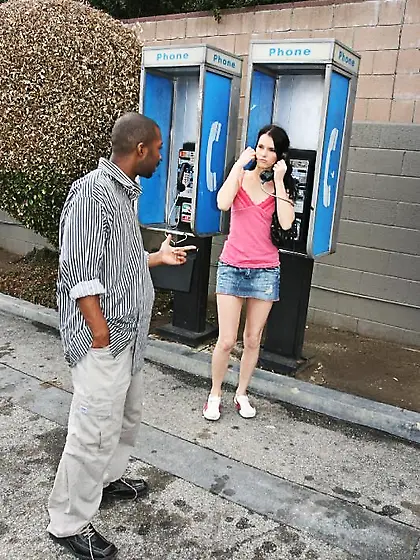 Jennifer Dark takes her denim shorts off and gets rammed by blac