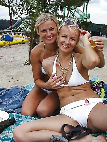 Swimsuit Camel-Toe mix up