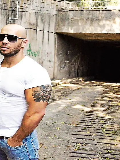 White gay morristhehumme smoking