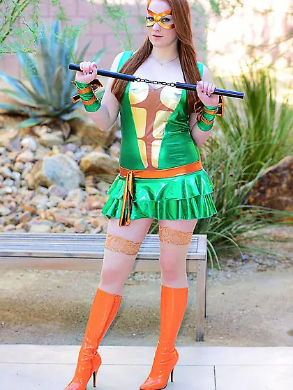 Superhero chick Lucy OHara exposes her enormous balloons outside