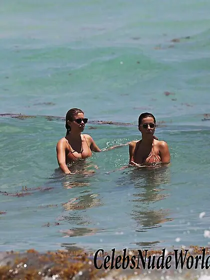 Natasha Oakley and Devin Brugman Are Pretty Much Perfect