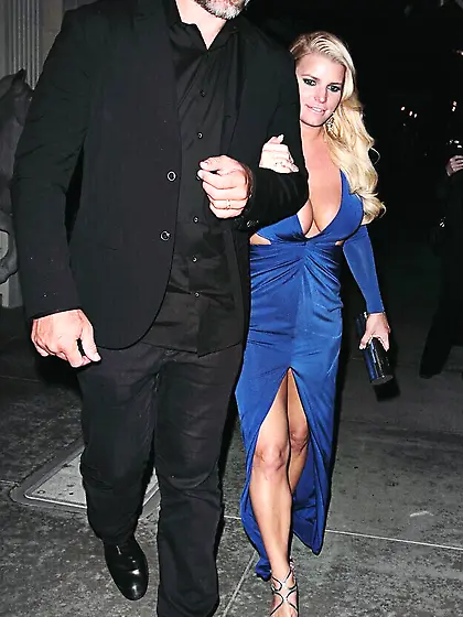 Jessica Simpson Sexy Photos