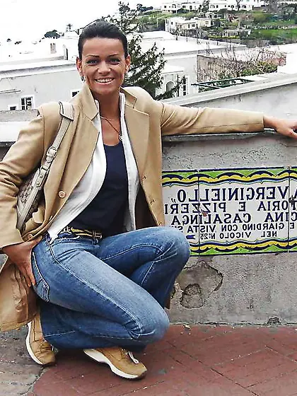 Pretty Italian Mummy Chiara