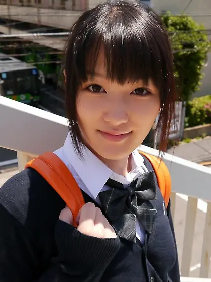 NANA USAMI（宇佐美　なな）