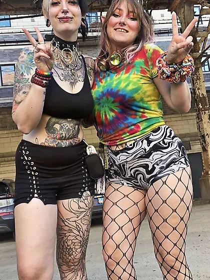 Goth Ex Tori and her sister Angela