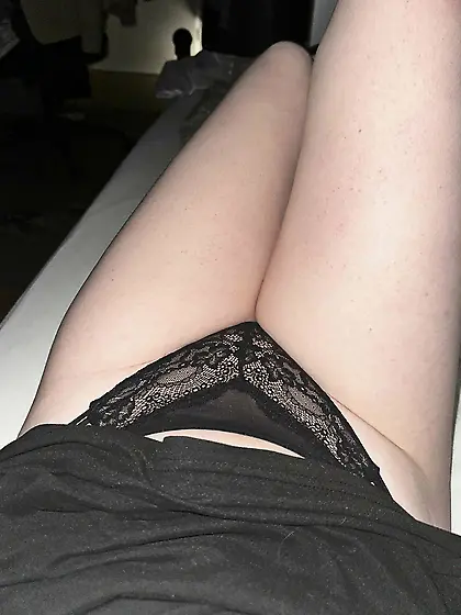22yr old amina