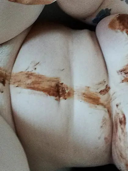 Shitting and pissing