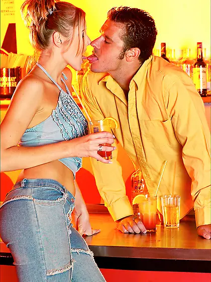 Jane Darling starts flirting with the bartender and gets her pus