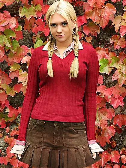 Alison Angel loves autumn so much that she goes for a walk to sh