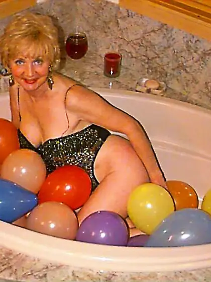 Granny Classy Carol from United States Blonde...