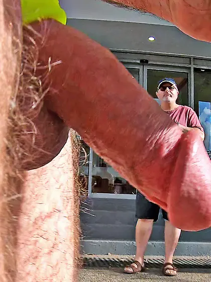 WNBR Byron Bay public erection encouragement