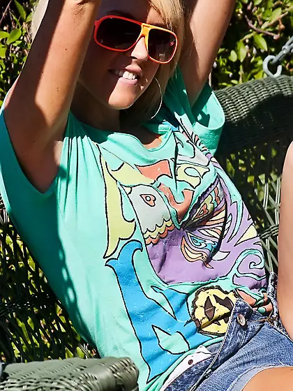 Filthy blonde Nikki Anne strips outdoors showing her cuddly body