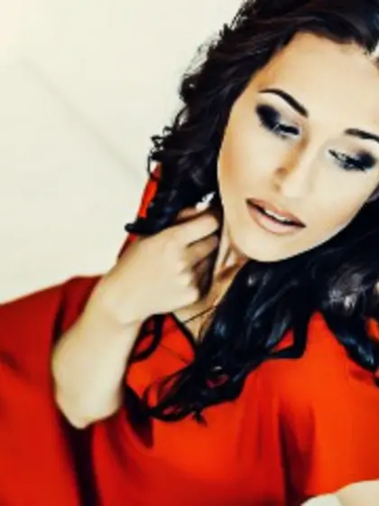 Brunette Tallula Dancing.