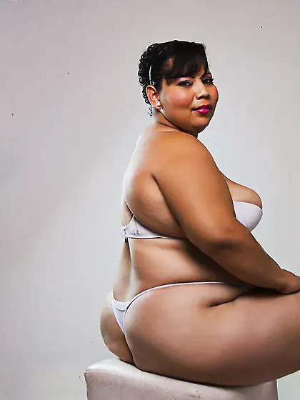 Latin milf black hair