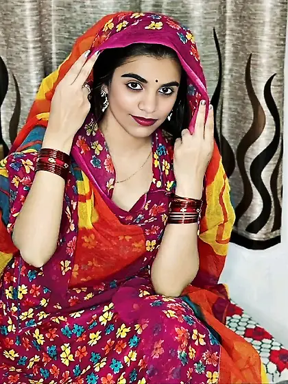 Hindu Housewife Photos