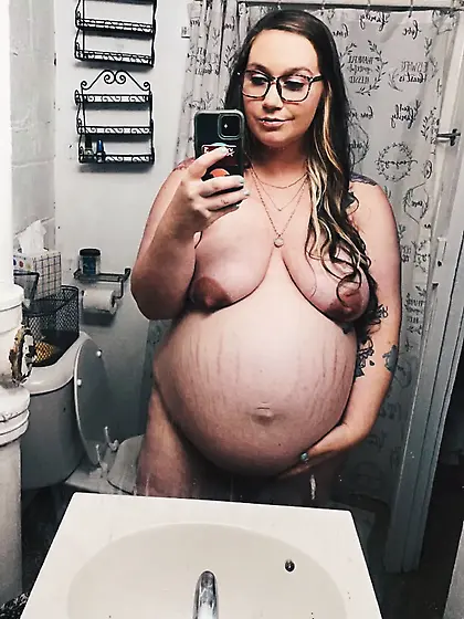 Chubby Pregnant Girlfriend Hairy Pussy Huge Tits