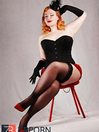 Sensuous Burlesque,  Clip-up and Retro Dolls