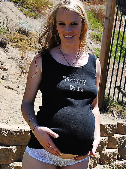 Kristi exposed her milky breast outdoor