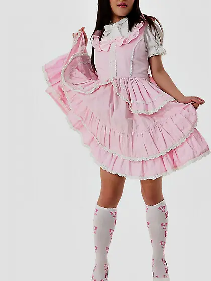 Maya Maino comes from Asia and she looks so innocent but this te