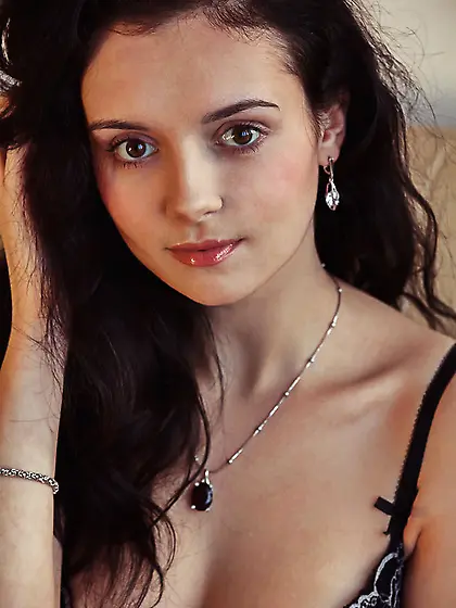 Precious brunette babe takes