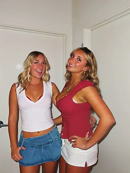 Chloe Johnson Busty Cute Teen NN Nonnude