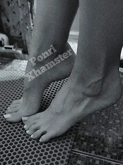 Feet.  Cute girl Ponri