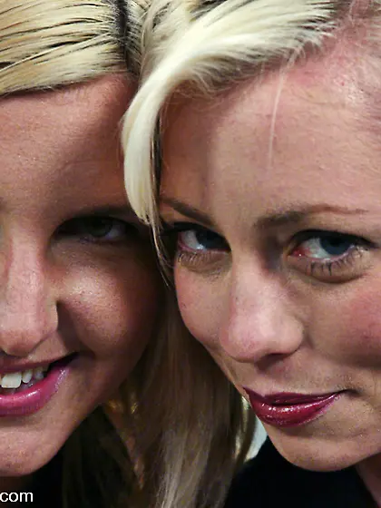 Great fuck blonde fuckingmachine