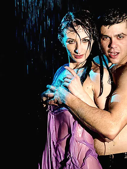 White couple friendss cameltoe