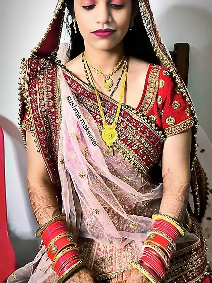 Hindu Housewife Photos