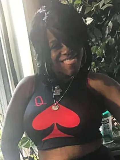 Jerk off to my big tit and ass mom