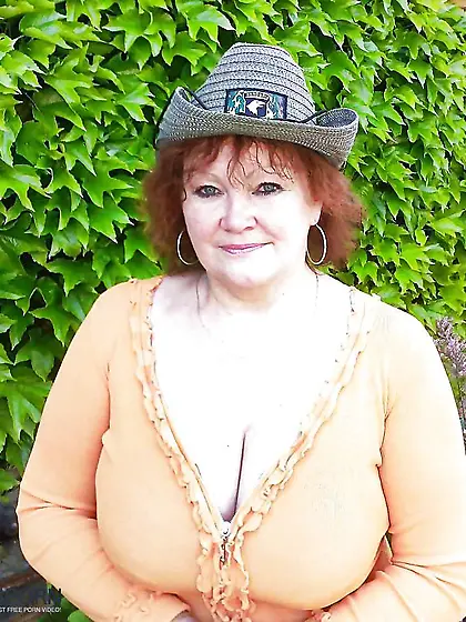 Big-Titted slags for pummeling