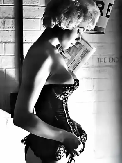 Retro hairy lesbian lovers