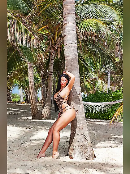 Bisexual big tits oil