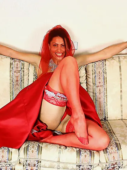 Hot latina bride red