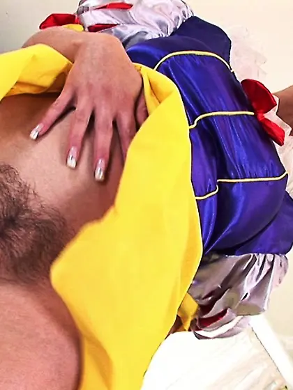 Sultry princess strips naked