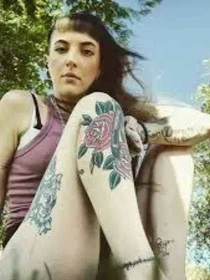 Katy, 29, alt girl exposed, surrendered by a cuck.