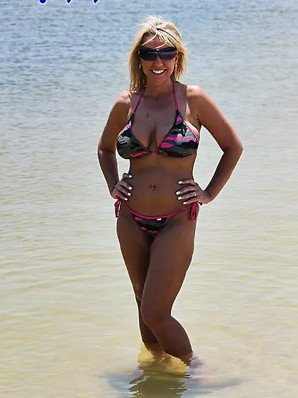 Delicious blonde slut wears