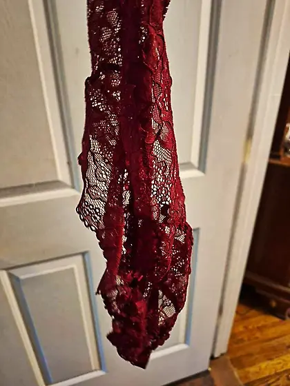 I love sniffing my cousin's panties