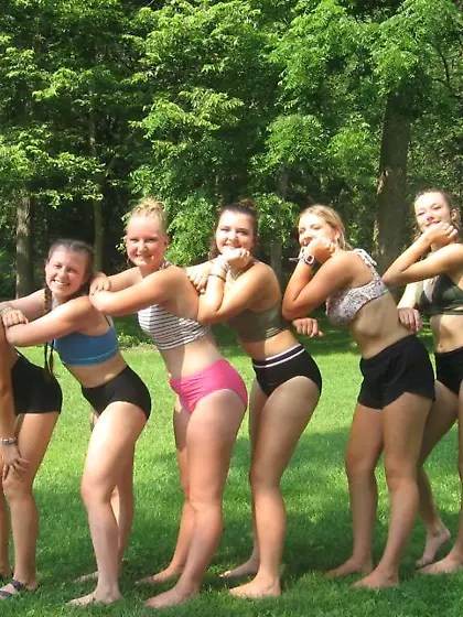 Girls looking for sex and tributes