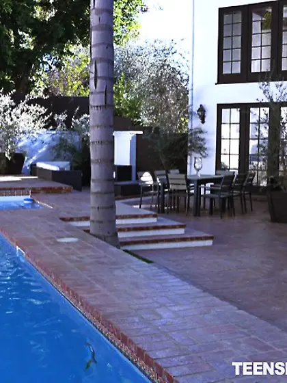 Teen stripper gives black bull a warm welcome