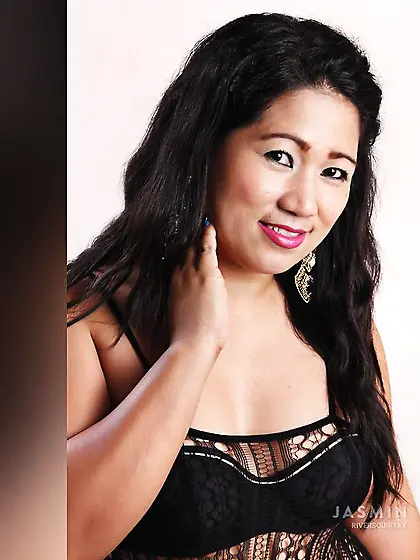 Asian fingering squirt