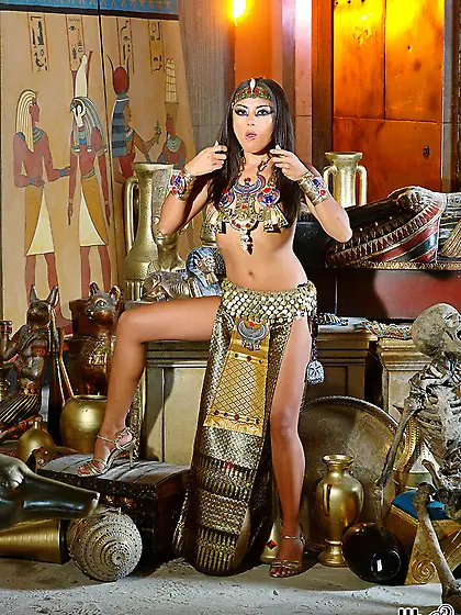 Slutty brunette bitch Kaylani Lei strips her egyptian dress and