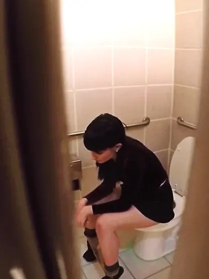 Coed brunette big natural