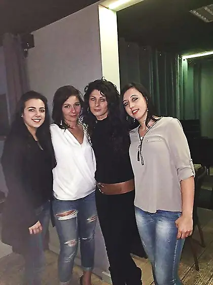 Ma pute de sœur ressemble à Cody Lane