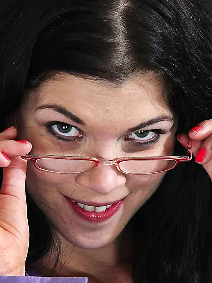 American playful hot brunette mom