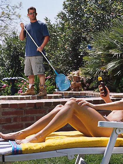 Sensuous babe Cheyenne Silver wrapping her juicy lips around thi