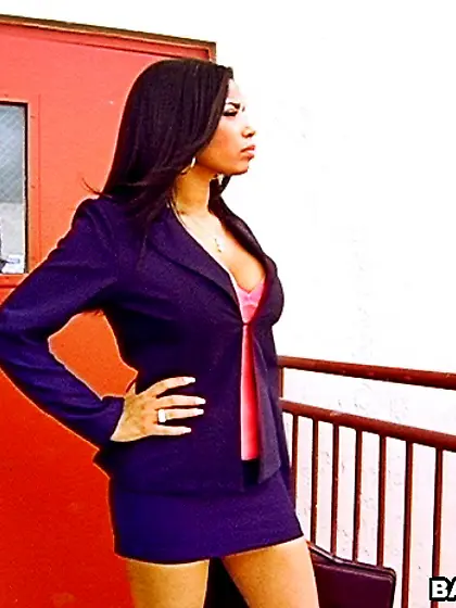 Brown sugar realtor...  Lets close the deal.