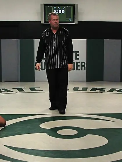 Ebony lady fucked blonde