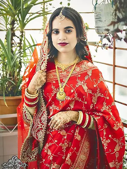 Hindu Housewife Photos